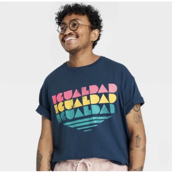 NWT Pride Adult Igualdad Equality Soft Cotton T-Shirt Blue LGBTQIA equality Gay - Picture 3 of 3